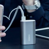 best battery packs for smartphone photographers