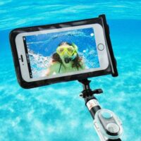 Underwater Phone photography